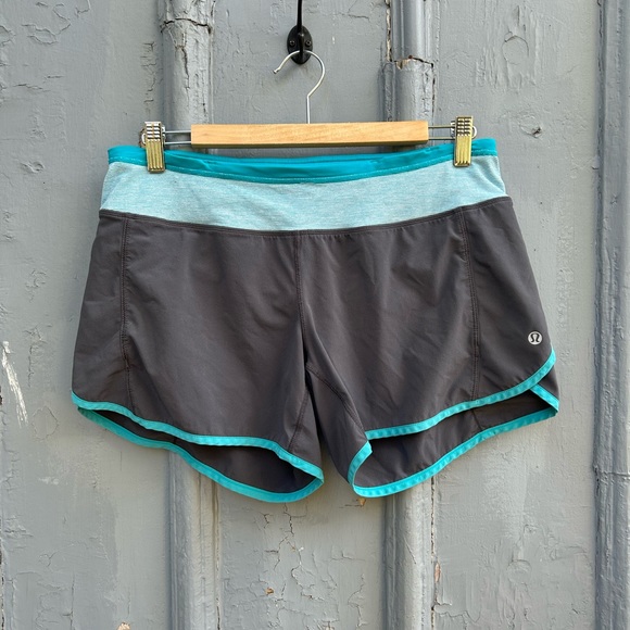 Lululemon Groovy Run Short, size 8 - Picture 3 of 13